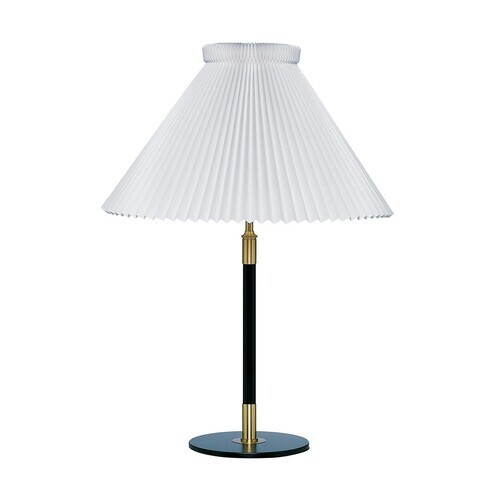 Le Klint - Le Klint 352 Table Lamp - white/frame black/brass/height adjustable 62-88cm