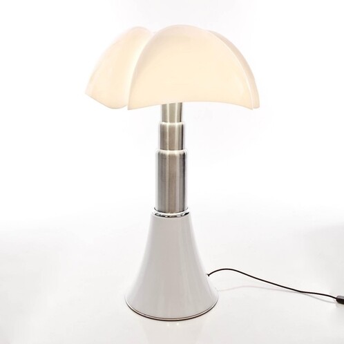 Large Vintage Pipistrello Lamp by Gae Aulenti for Martinelli Luce, 1970s  for sale at Pamono