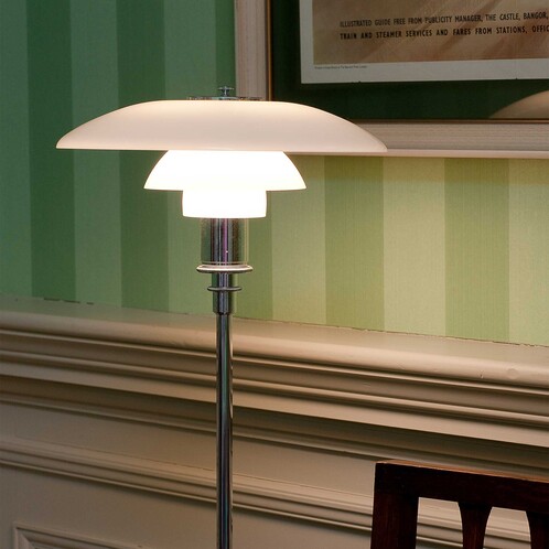 Lampadaire extérieur Louis avec abat-jour en plastique au design  contemporain