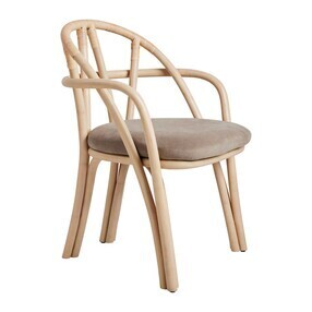 Gubi - Bistra armleunstoel onderstel natuur