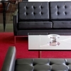 Knoll International - Barcelona Mies van der Rohe Couchtisch