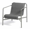 HAY Palissade Lounge Chair aus anthrazitfarbenem Metall mit gestepptem Sitzpolster, modernes Design für Außenbereiche. - Palissade Steppkissen 117x49,5cm