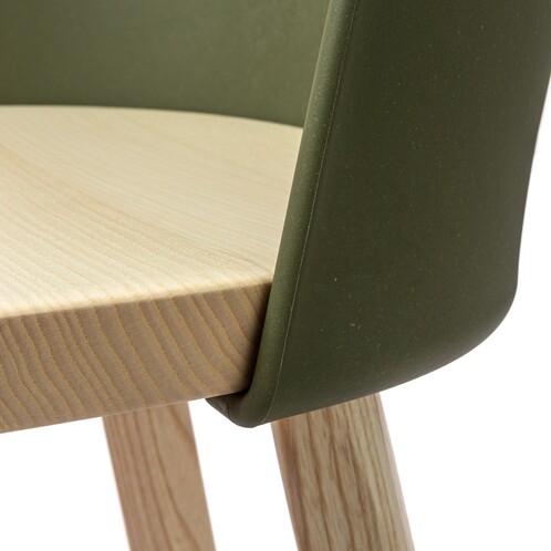 Alpina Chair By Barber Osgerby in Green - Magis
