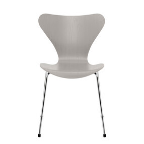 Fritz Hansen - Serie 7™ Stuhl gefärbte Esche Gestell Verchromt