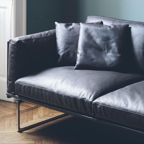 Cassina - 8 Piero Lissoni 3-Seater Leather Sofa