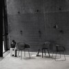 Muuto - Fiber Chair - Armleunstoel houten onderstel