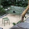 HAY Palissade Kollektion: Grüne Metallbank und Hocker im Freien, modernes Design, langlebiges Material, urbaner Garten - Palissade Dining Gartenbank
