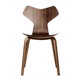 Fritz Hansen - Grand Prix™ Stuhl mit Holzgestell