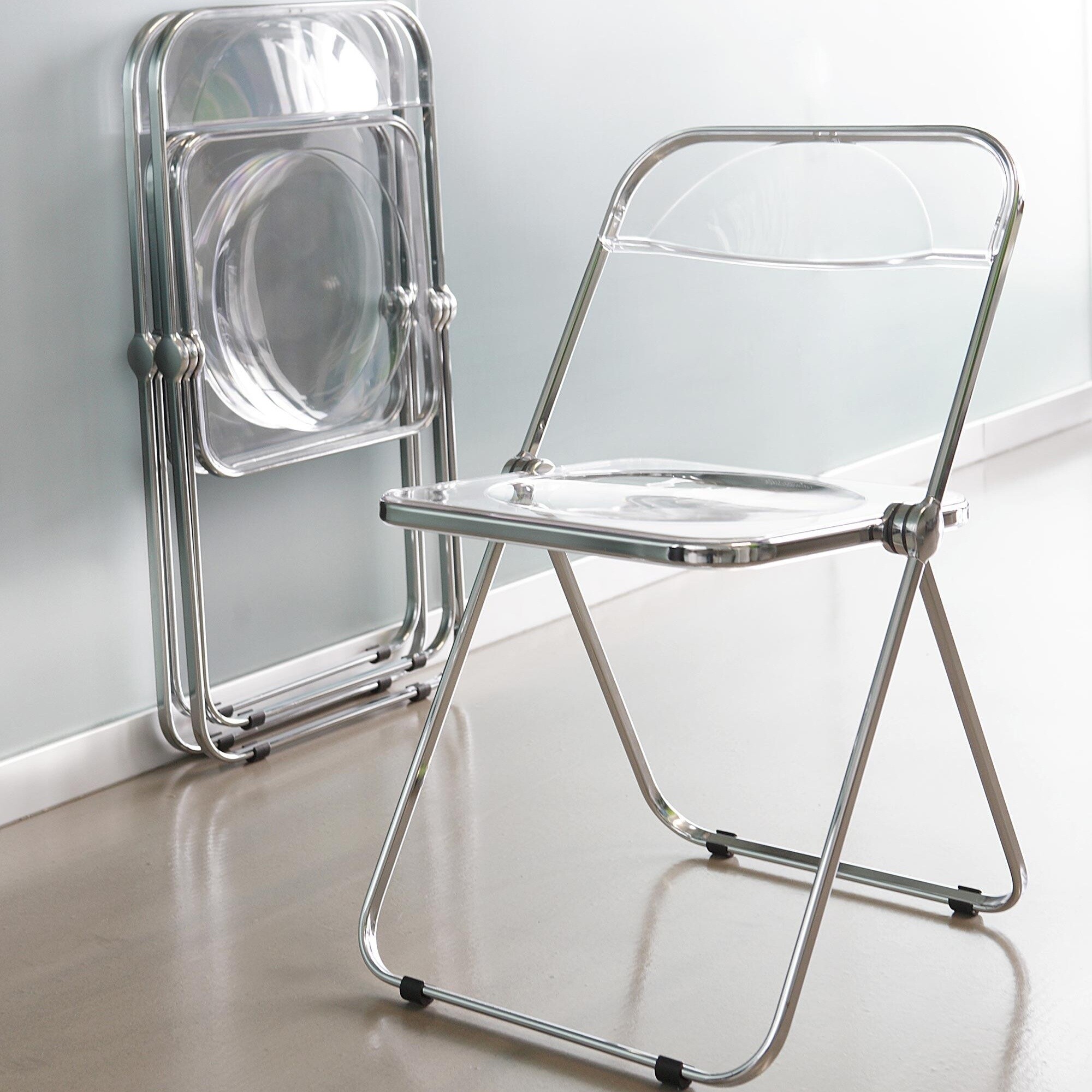 designed by Giancarlo Piretti. 70s folding chair Plia by Castelli