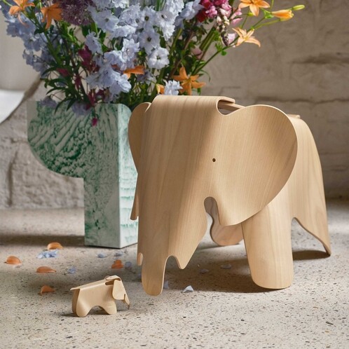 Vitra Eames Wooden Elephant | AmbienteDirect