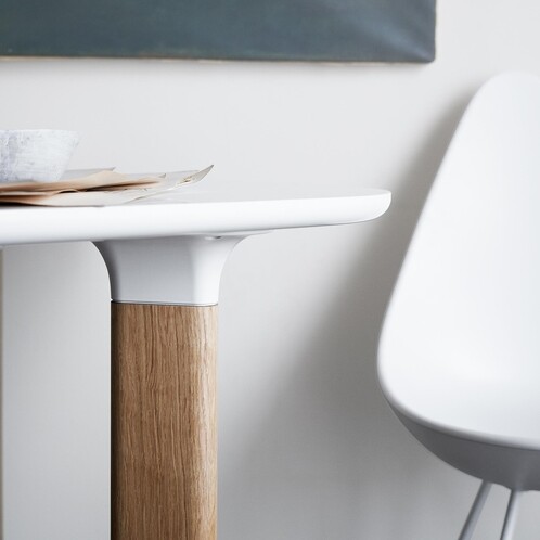 Fritz Hansen - Drop Chair