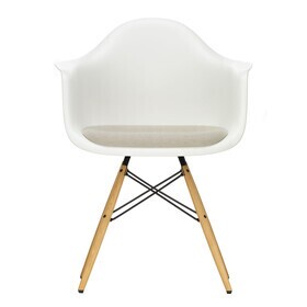 Vitra - Eames Plastic Armchair DAW gestofferd essenhout onderstel