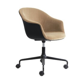 Gubi - Rembourrage avant de chaise de réunion Bat