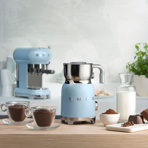 SMEG MFF11 Milk Frother 
