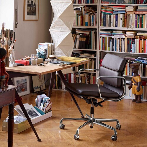 Vitra - Soft Pad Chair EA 217-Chaise de bureau chrome
