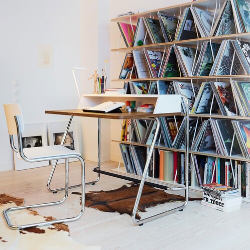 Thonet S 43 Cantilever Chair | AmbienteDirect