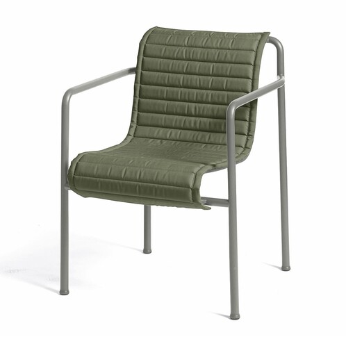 HAY Palissade Lounge Chair mit olivgrünem Polster und grauem Metallgestell, modernes Outdoor-Designermöbel. - Palissade Steppkissen 103,5x44.5cm