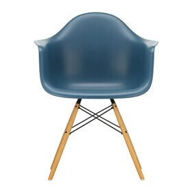 Vitra - Eames Plastic Armchair DAW RE gouden esdoorn