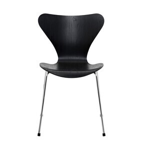 Fritz Hansen - Serie 7™ Stuhl gefärbte Esche Gestell Verchromt