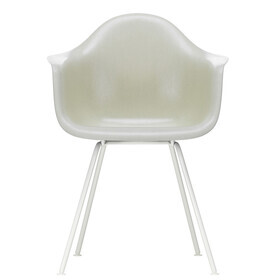 Vitra - Chaise avec accoudoirs Eames Fiberglass DAX structure blanc