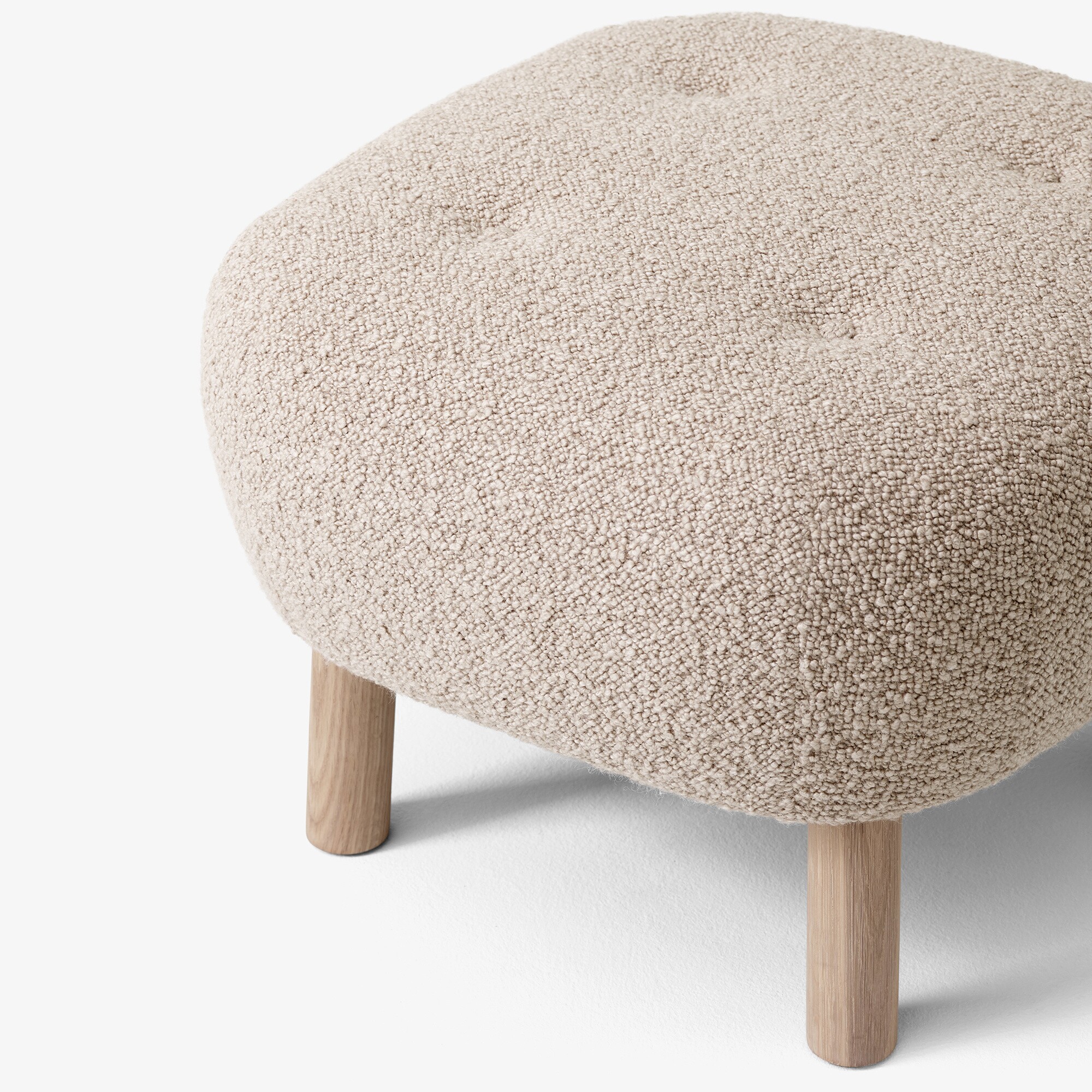 &Tradition Pouf ATD20 Ottoman Gestell Eiche   AmbienteDirect
