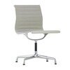 Vitra - EA 101 Aluminium Chair Stuhl - warmes grau/elfenbein/Gestell aluminium poliert/mit Filzgleitern