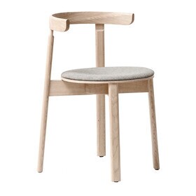 Form & Refine - Lunar Stuhl gepolstert
