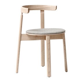 Form & Refine - Lunar stool gestoffeerd