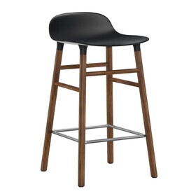 Normann Copenhagen - Form barkruk onderstel walnoot 65cm