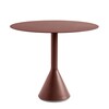 Runde HAY Palissade Tisch in Rostrot, elegantes Design für Outdoor-Möbel, robustes Metallmaterial, isoliert auf weißem Hintergrund. - Palissade Cone Gartentisch Ø90cm