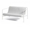 Weißer HAY Palissade Outdoor-Bank aus Metall, gestreiftes Design, moderne Gartenmöbel-Kollektion. - Palissade Steppkissen 124x115,5cm