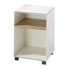 Richard Lampert - Stak Container 2 mit Rollen - weiß/gekantetes Stahlblech/Platten MDF melaminbeschichtet/1 Platte Eiche furniert/H:65cm