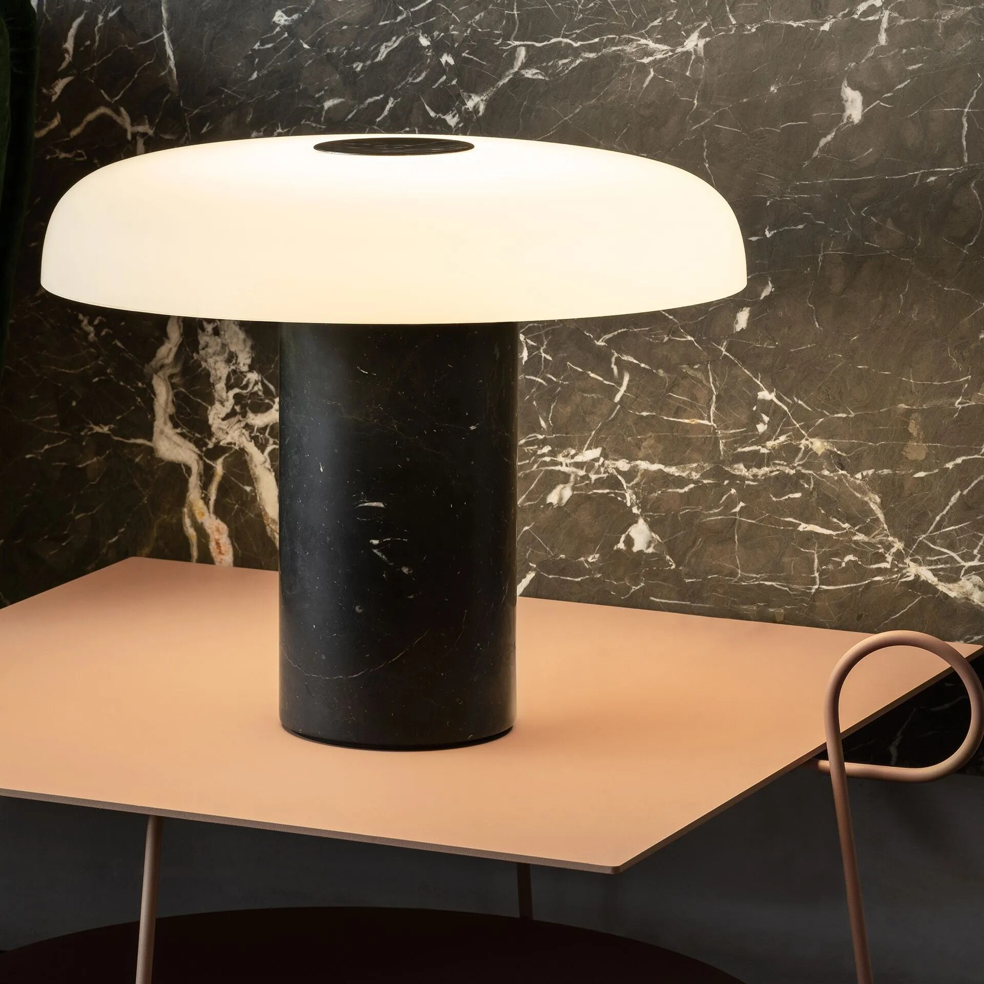 Minnaar strijd bord Fontana Arte Tropico Grande LED Table Lamp | AmbienteDirect