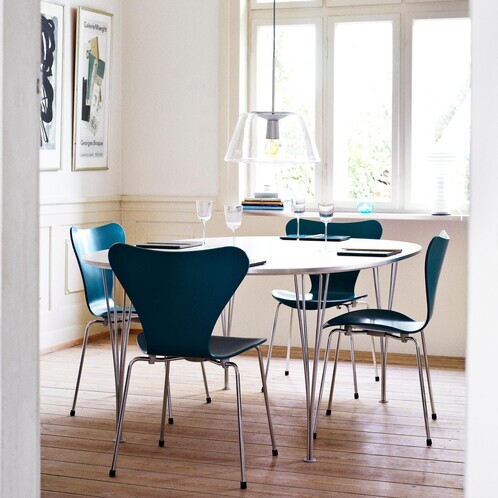 Fritz Hansen - B611 Super-elliptischer Tisch 135cm