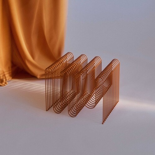 AYTM Curva Magazine Stand | AmbienteDirect