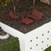 HAY Palissade Gartenmöbel-Set aus Metall in Rostrot auf Herbstlaub, Design Außenbereich Dekoration. - Palissade Gartenbeistelltisch