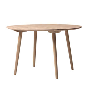 &Tradition - Table à manger In Between SK4