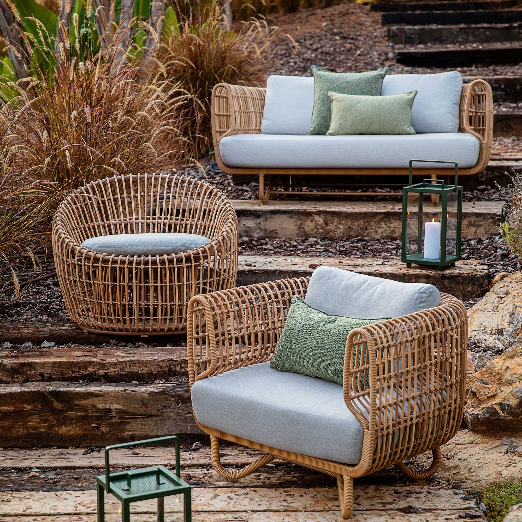 Cane-Line Nest Outdoor Sofa 2 Seater | AmbienteDirect