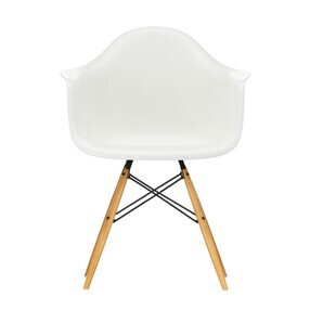 Vitra - Eames Plastic Armchair DAW gouden esdoorn