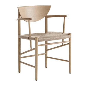 &Tradition - Chaise avec accoudoirs Drawn HM4