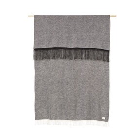 Form & Refine - Aymara Decke Moulinex 190x130cm